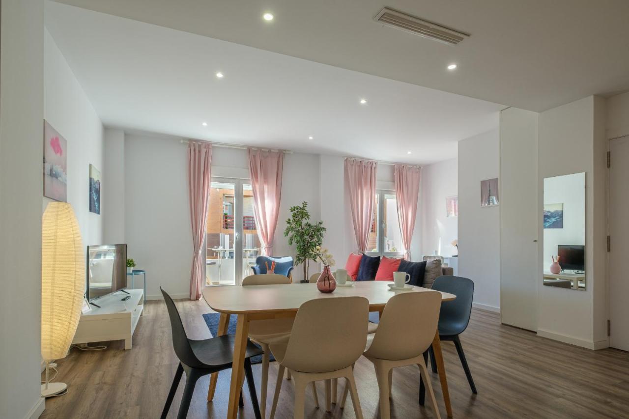 Modern, Stylish Apartment Valencia Exterior photo